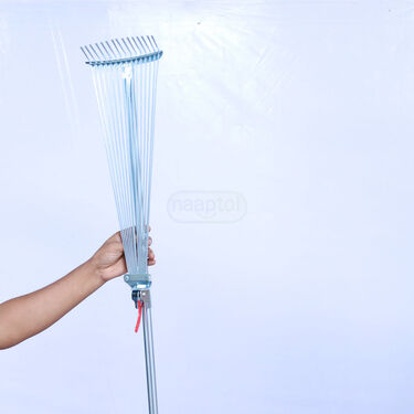 Adjustable Long Handle Steel Garden Rake (GHT6)