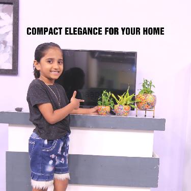 Set of 3 Designer Metal Planter Pots With Stand (3MP1)