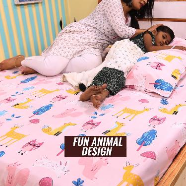 Animal Printed Fitted Double Bed sheet with 2 Pillow Covers (DBS20)