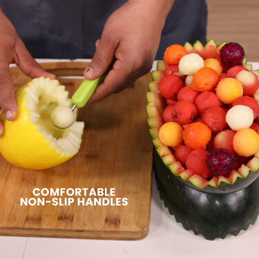 4 In 1 Fruit Cutter Slicer & Seed Remover (4FCSS)